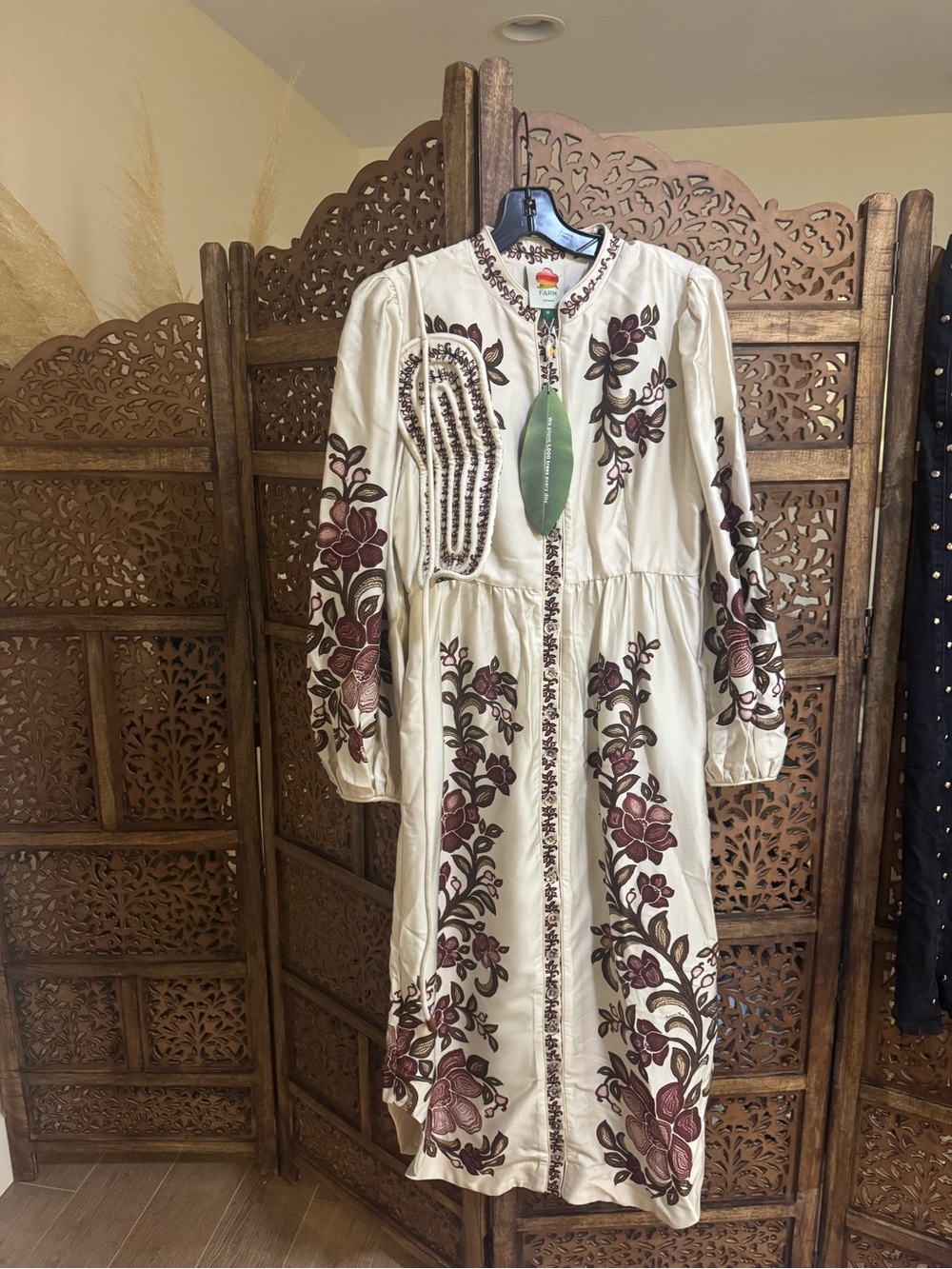 Farm Rio Sand Renata Floral Long Sleeve
Midi Dress NEW NWT - Picture 3 of 6